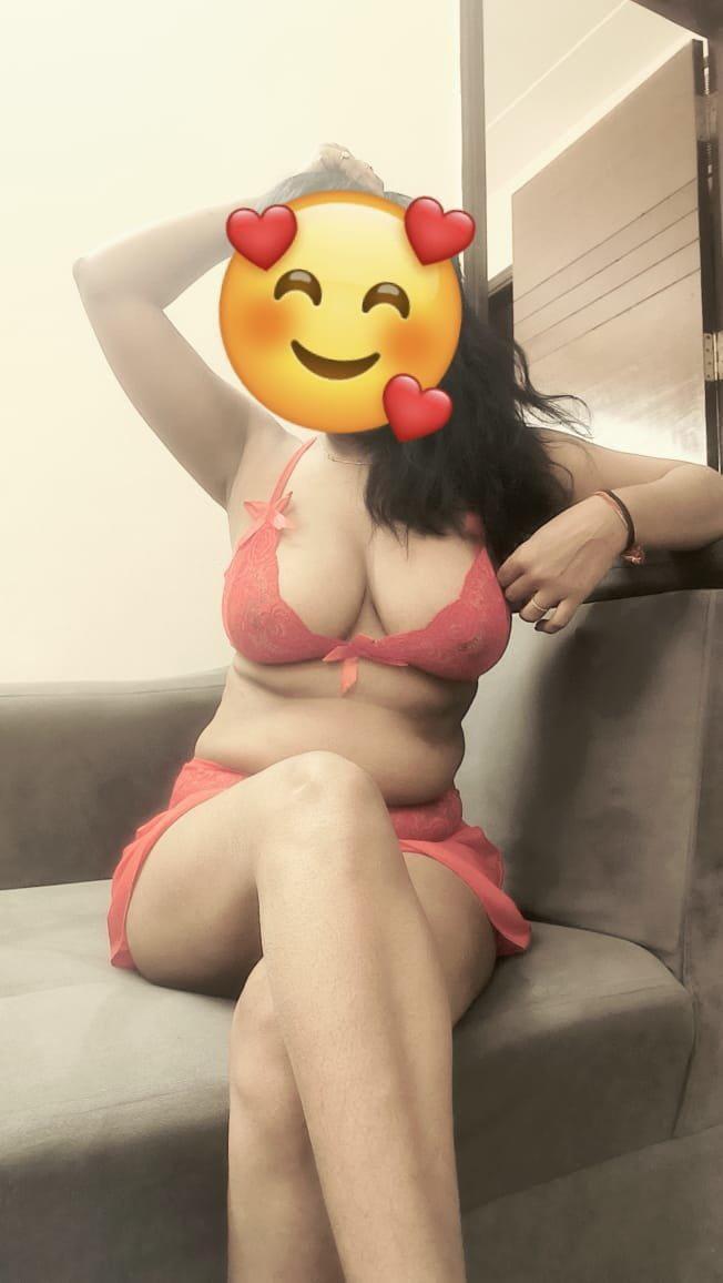 Image of 👩‍❤️‍💋‍👩Live cam With Face Show 👩‍❤️‍💋‍👩