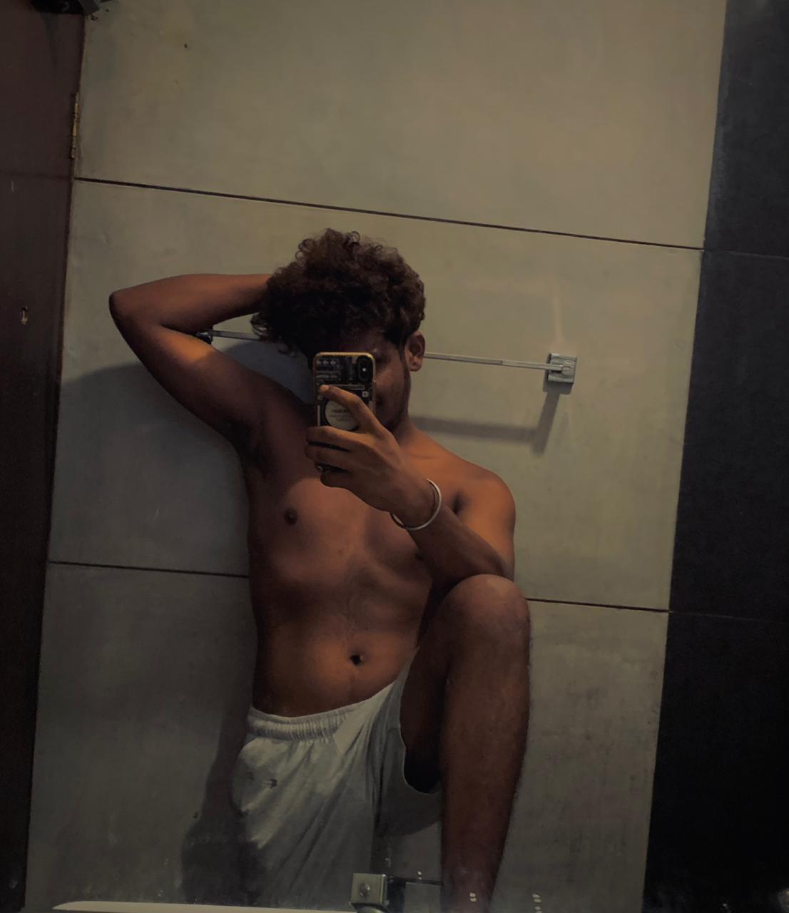 Image of ✨කාන්තාවන් පමනක් අමතන්න. වින්දනයක් ලබා ගැනීමට කැමති අයට. ඕන ආකාරයකට ඔබට සතුටු වීමට හැක 🍆💦