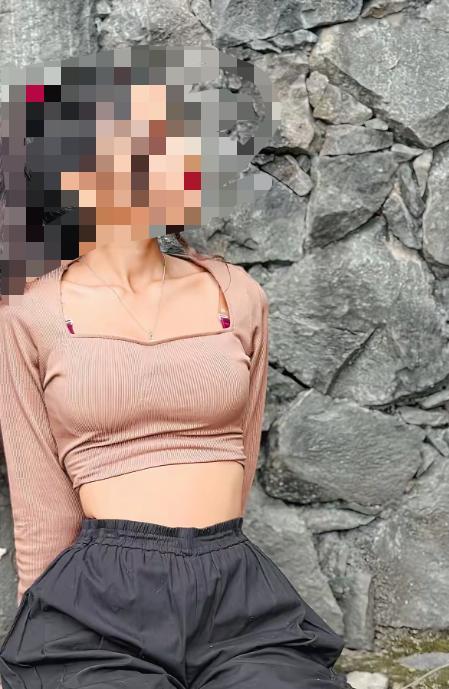 Image of NEW TEEN GIRL 22 YEARS OLD 🤍🥀