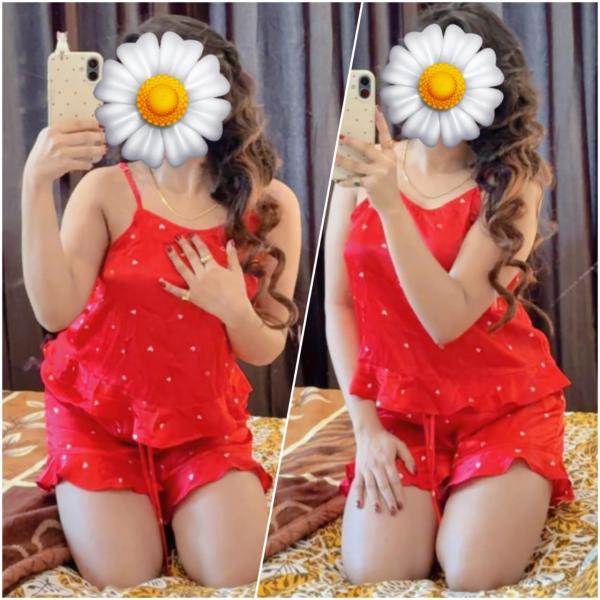 Image of 💋🍑🍆🍌පොටෝ එකේ ඉන්න පොඩි කෙල්ලගෙන් ඇග හිරිවැටිලා යන්න Cam Show එකක් ගන්න ආසයිද ළමායි...  🔥🔥Today Special Offers  With Face Package 5 Minute :1500 🔥🔥  විතරමයි🍌🍆🍑💋