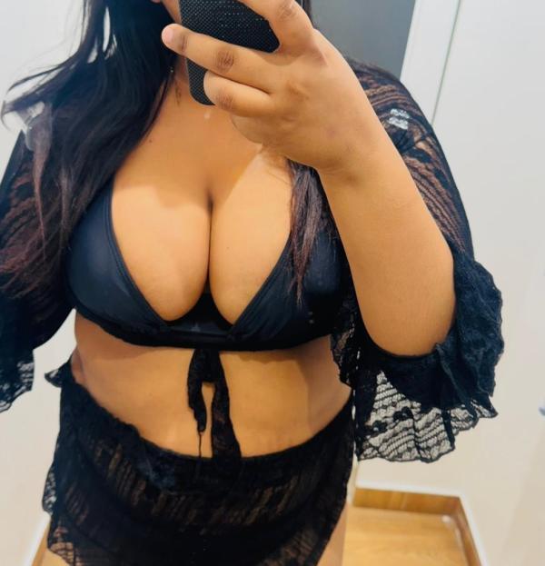 Image of ❤️ Big boobs s.exy queen Kawshi ❤️