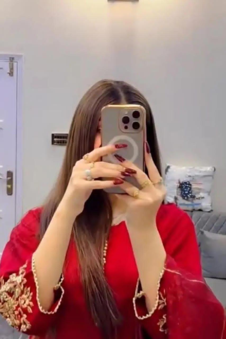 Image of 🅦🅘🅣🅗 🅕🅐🅒🅔 LIVE VIDEO CALL