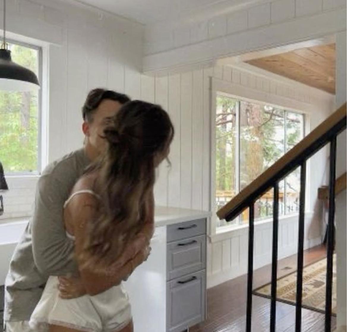 Image of කාන්තාවන් සඳහා පමණයි