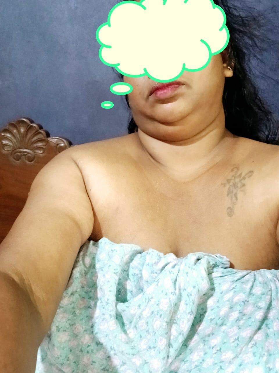 Image of 🌺Asha Live Cam Sw 🌺 with face