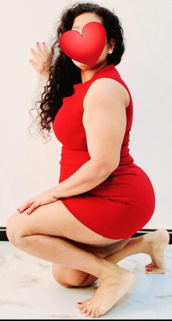 Image of 🔳පිස්සු වට්ටන බැක් එකයි කික්කු දෙකයි 💖𝐖𝐈𝐓𝐇 𝐅𝐀𝐂𝐄 𝐋𝐈𝐕𝐄 𝐂𝐀𝐌 𝐒𝐇𝐎𝐖...🫶