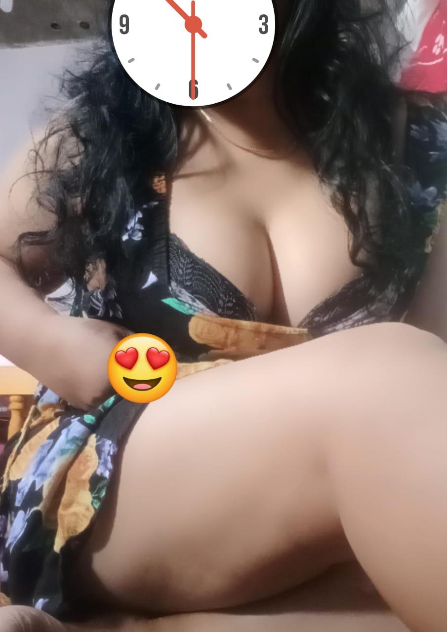 Image of 🍎🫦LIVE CAM SHOW🍅🫦