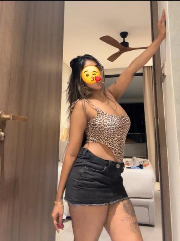 Image of ✨"🤍 𝗦𝗣𝗘𝗖𝗜𝗔𝗟 ✨  𝗩𝗜𝗣 𝐎𝐅𝐅𝐈𝐂𝐄 𝐖𝐎𝐑𝐊𝐈𝐍𝐆  𝐆𝐈𝐑𝐋𝐒 , 𝗔𝗩𝗔𝗜𝗟𝗕𝗟𝗘 ✅ 𝕆𝕟𝕝𝕪 𝕍𝕍𝕀ℙ ℂ𝕠𝕝𝕥𝕪 𝔹𝕖𝕒𝕦𝕥𝕪𝕗𝕦𝕝𝕝 𝕐𝕠𝕦𝕟𝕘 𝔾𝕚𝕣𝕝𝕤 𝕊𝕥𝕒𝕪