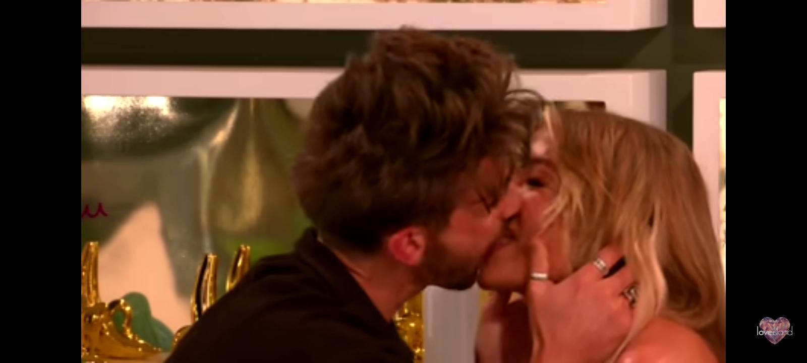 Image of Ladies only