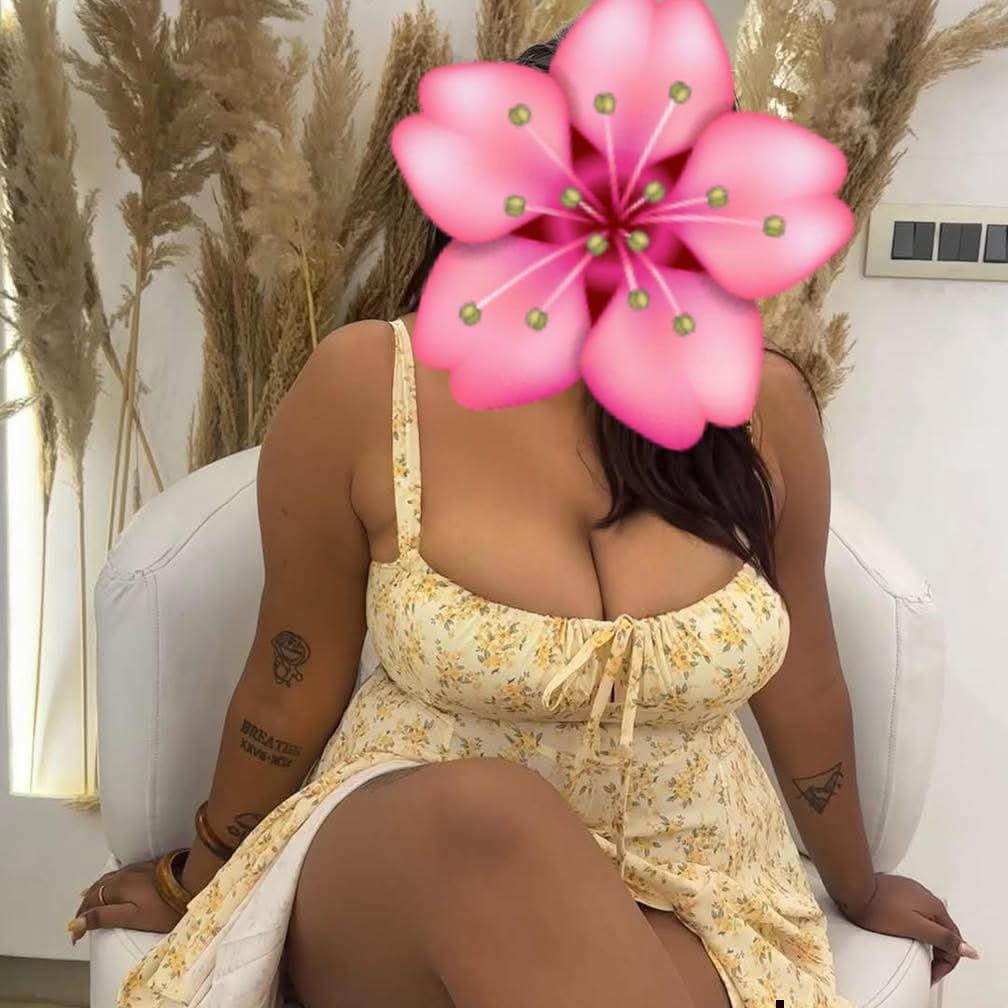 Image of 🌻🌻 2 SHOT 6000 Full service  at Borella  really details 4500 WITH ROOM  Really photo  💯 🔴🔴