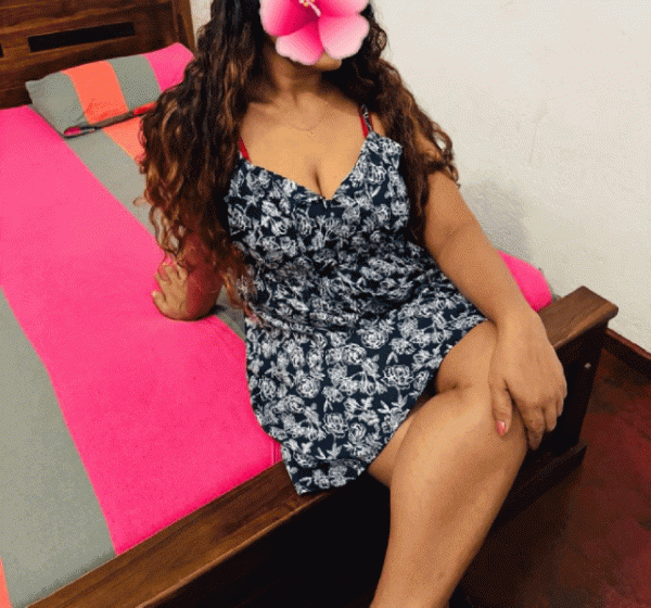 Image of Vip Threesome service  at Dehiwala galkissa mount Lavinia mount Laviniya