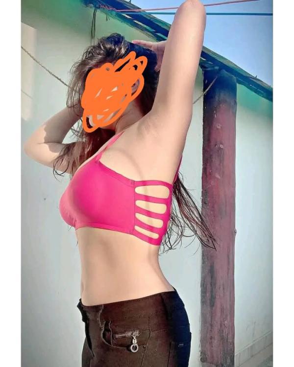 Image of NEW GENUINE BEAUTIFUL CAM GIRL