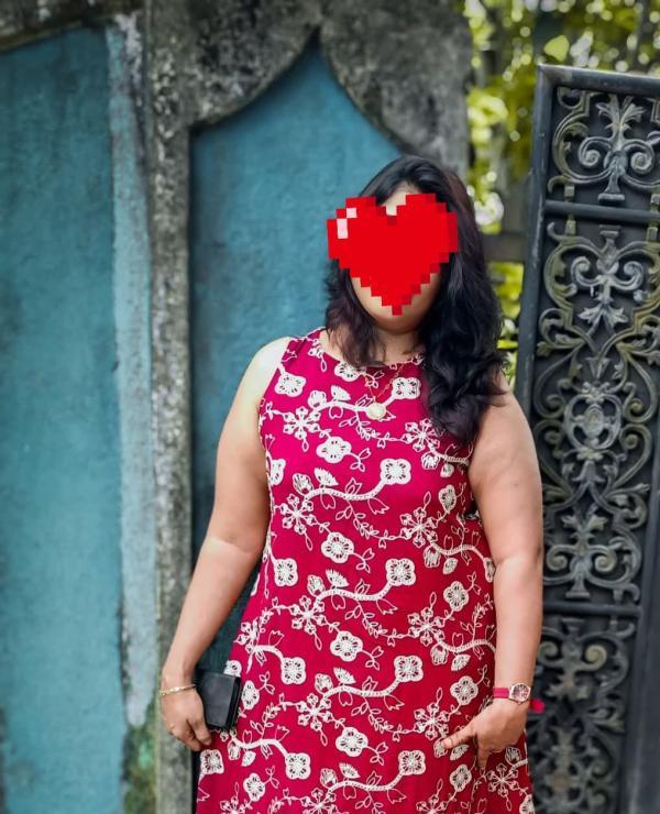 Image of FULL SERVICE BEAUTIFUL GIRL