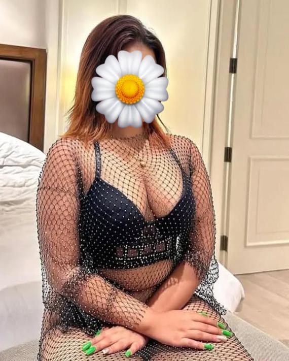 Image of LESBIAN GIRL @ COLOMBO 👰‍♀️👸🤵‍♀️👩‍❤️‍💋‍👩