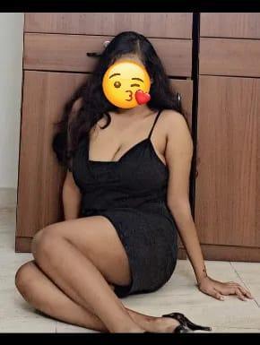 Image of Hot girl at bambalapitiya