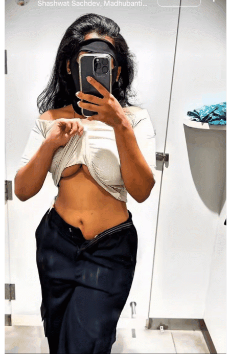 Image of 🟢 TODAY SPECIAL  WiTH FACE SHOW ඔයාව සතුටු කරන්නම් හිතනවාටත් වඩා  budget pakage - ♻️2minuts Boobs show 500/-