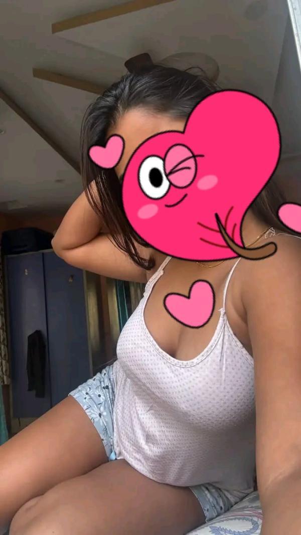 Image of Full service with beautiful girl