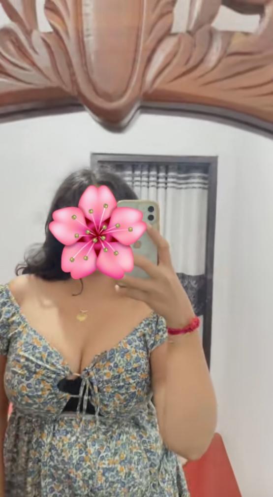 Image of Real Girl Hot Live Cam show 📸💋🥵  (With Full Face)