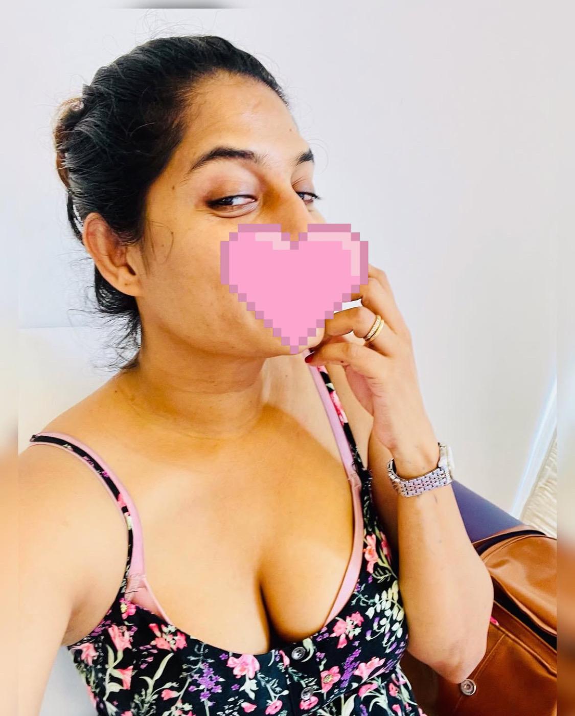 Image of 💚 SPA  💚 Girl Cam show  📸