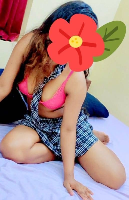Image of Young Beautiful Girl Full Service Available 1 Shot 5000/=