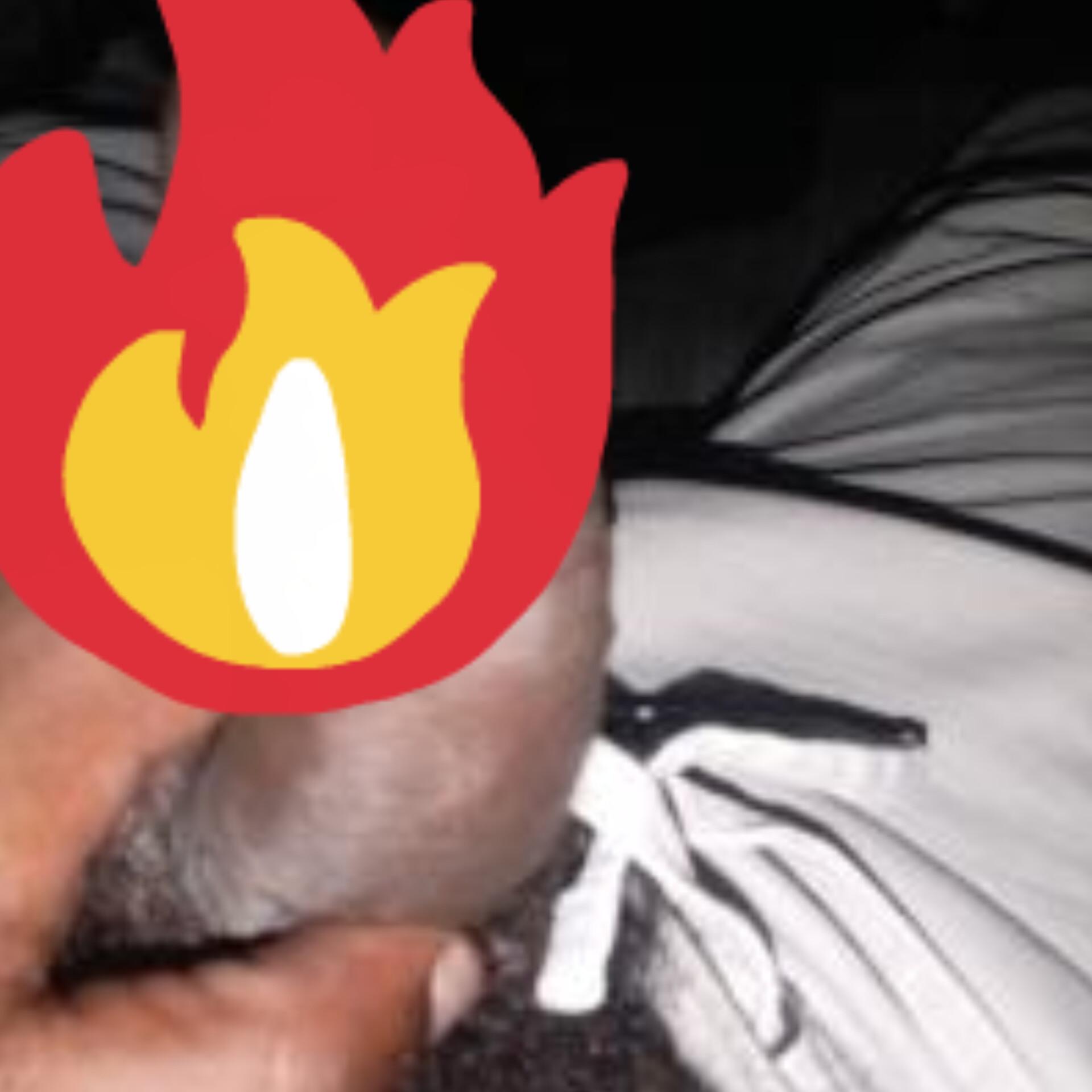 Image of 👅 kollekta kamathi kollek vitharak katha karanna 👄👅😏