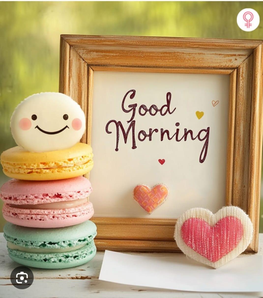 Image of Looking good cpl or lady