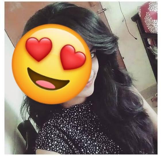 Image of ලස්සනම ලස්සන චුටි කෙල්ලගේ රෝස පාට නංගි බබා බලන්න එන්න 🤗 ෂුවර් නැත්නම් 300ක්‌ දාලා අරන් බලලම ෂෝ එක ගන්න 🤭