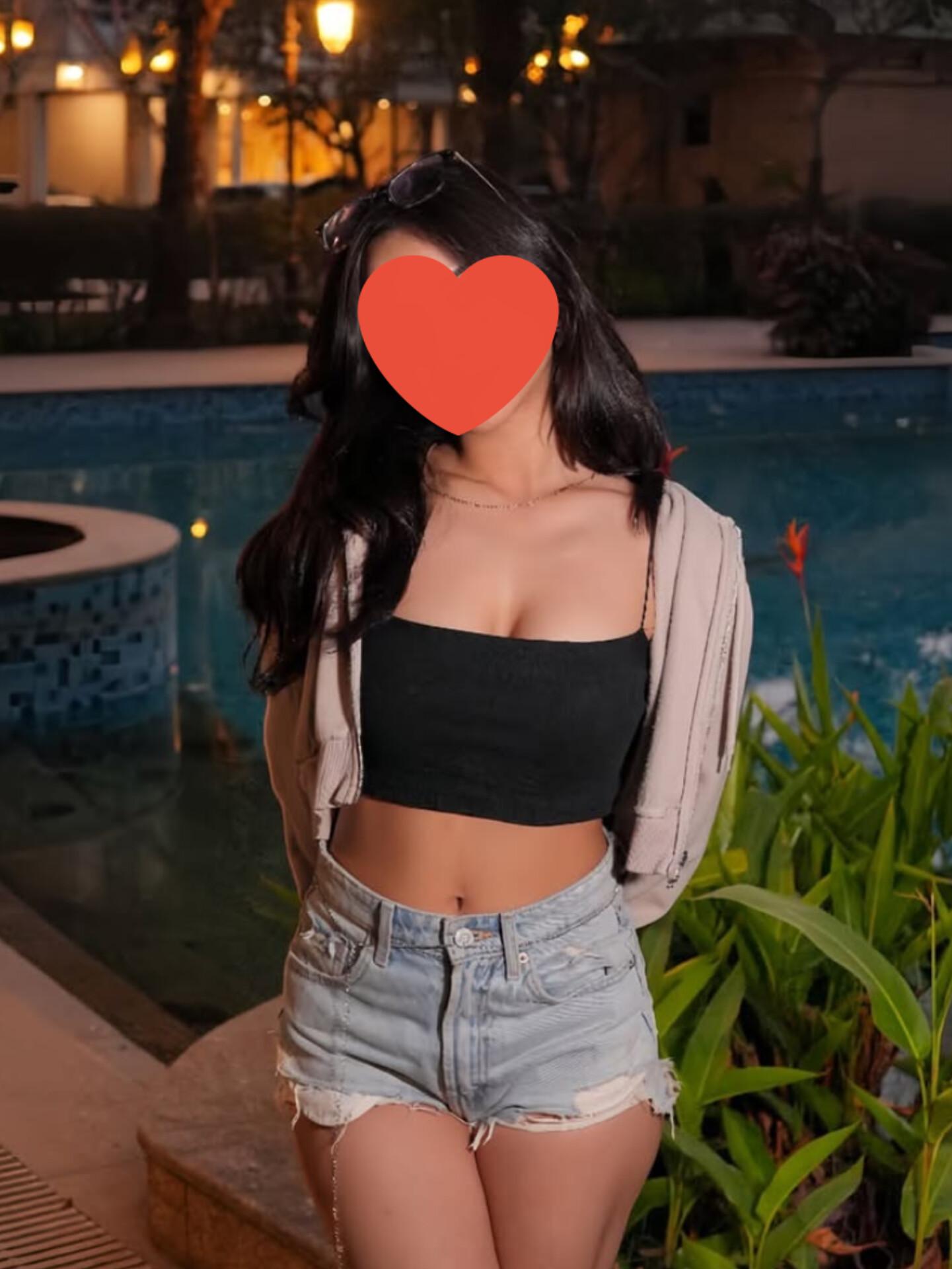 Image of Real professional sinhala girl cam show