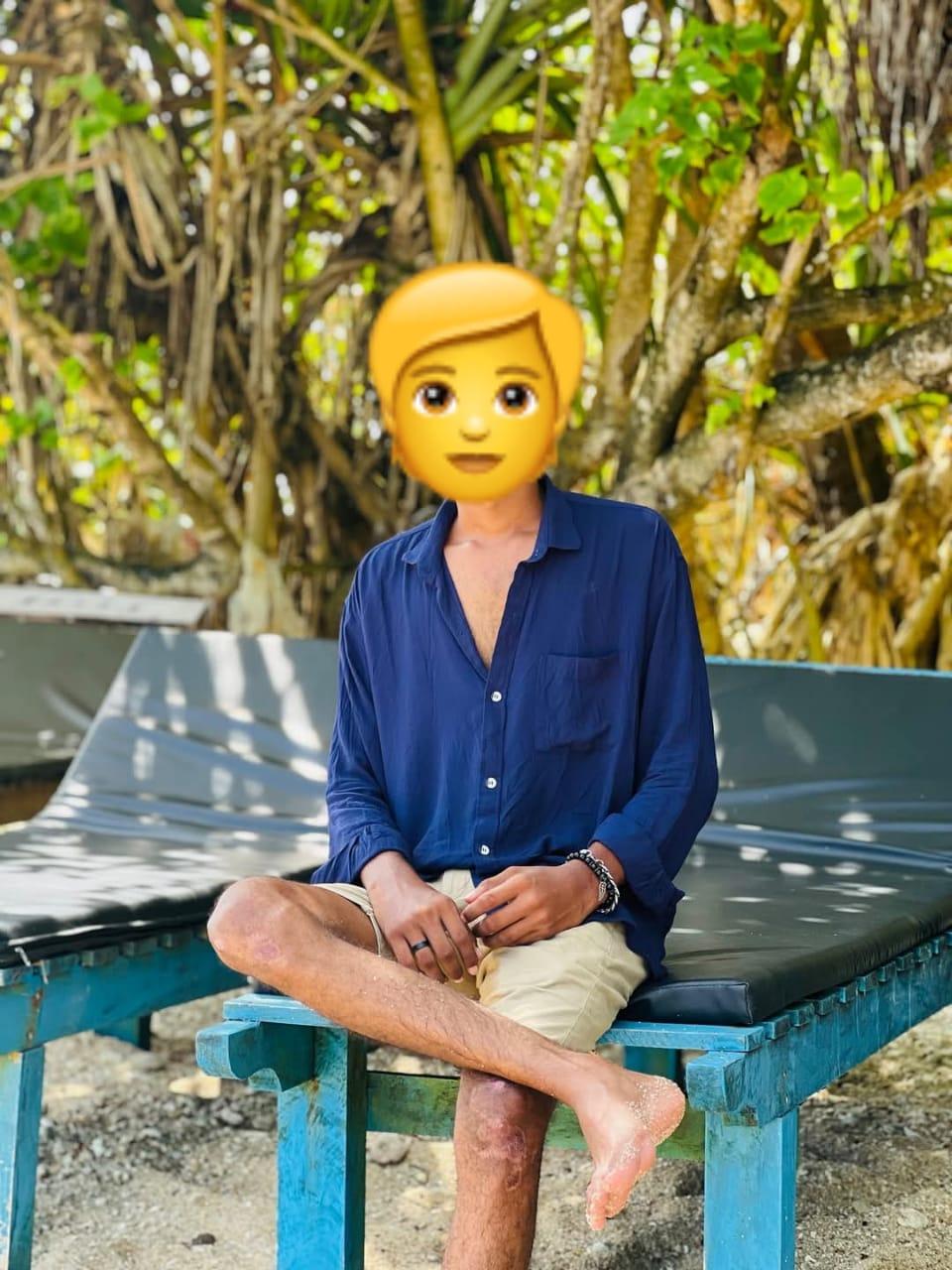 Image of Girls and couples only