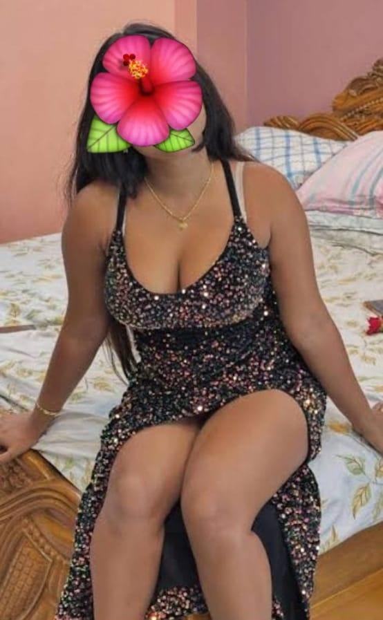 Image of Live CAM  Show