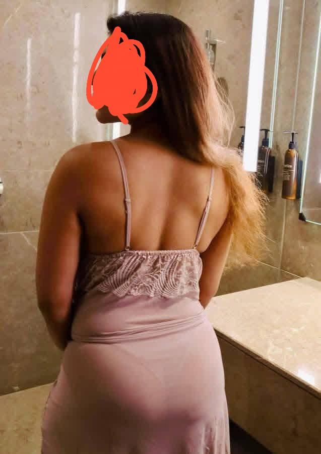 Image of NEW GENUINE BEAUTIFUL CAM GIRL