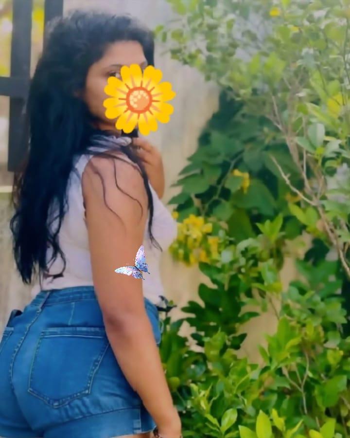 Image of 😍i am mahi claen girl😍▪️age 23 ක සුදු කෙල්ලෙක්