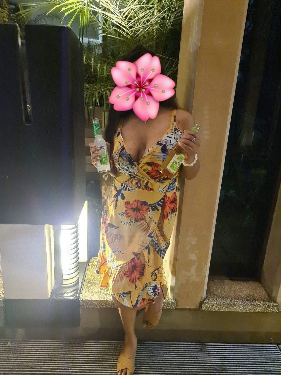 Image of Genuine Live Cam Show