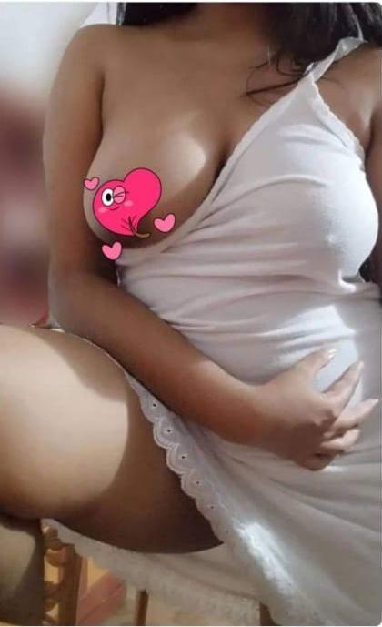 Image of 𝗟𝗶𝘃𝗲 𝗖𝗮𝗺 𝗦𝗵𝗼𝘄 👉 𝐍𝐨 𝐂𝐡𝐞𝐚𝐭𝐢𝐧𝐠 👉 𝐆𝐞𝐧𝐮𝐢𝐧𝐞 𝐜𝐚𝐦 𝐬𝐞𝐫𝐯𝐢𝐜𝐞 👉