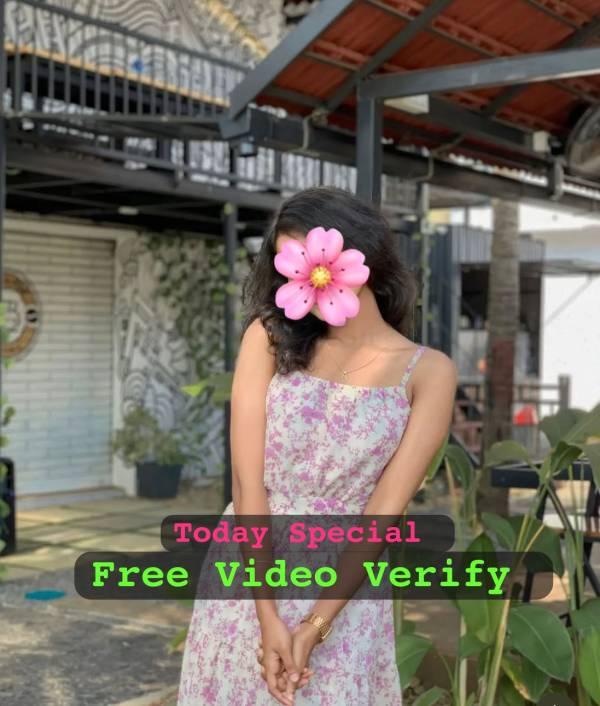 Image of ✨Nihansa 🍡 Live Cam 🤭✨ ❇️❇️❇️❇️❇️ආදරෙන් එකතු වෙන්න ❤️ හිතේ තියන ඕන දේකට ඉඩ 🙈🍡📩