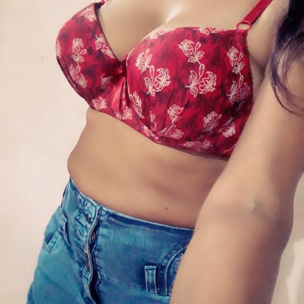 Image of BEAUTIFUL GIRL FULL SERVICE WITH ROOM