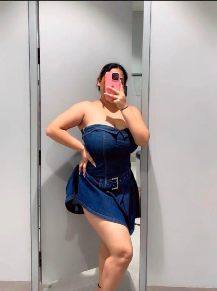 Image of 🅒🅐🅜 🅢🅗🅞🅦 මේ තියෙන්නේ මගේම ෆොටෝ එක සුදු 🫦 slim කෙල්ලගෙන් සැප අරන් නැත්තම් අරන් බලන්න 🫦ඇග හිරිවැටිලා යන්න සැපක්‌ ගන්න එන්න🫦🫦🫦