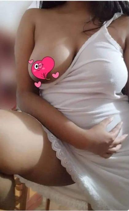 Image of 𝗟𝗶𝘃𝗲 𝗖𝗮𝗺 𝗦𝗵𝗼𝘄 👉 𝐍𝐨 𝐂𝐡𝐞𝐚𝐭𝐢𝐧𝐠 👉 𝐆𝐞𝐧𝐮𝐢𝐧𝐞 𝐜𝐚𝐦 𝐬𝐞𝐫𝐯𝐢𝐜𝐞 👉