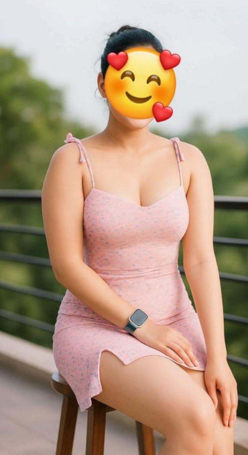 Image of 🌸☘️🪻  Full Service Bambalapitiya | බම්බලපිටිය Rs.8000/=😍 My Apartment 🏠️♥️ With massge 10000/=