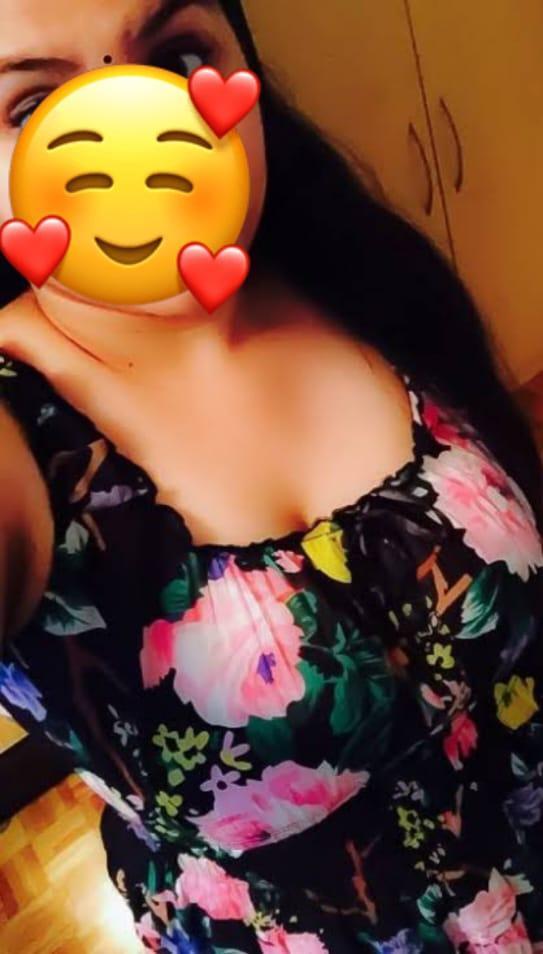 Image of ✅VERIFIED 𝗟𝗶𝘃𝗲 𝗖𝗮𝗺 𝗦𝗵𝗼𝘄 💯  😘  தமிழ் பொண்ணு 💞💫