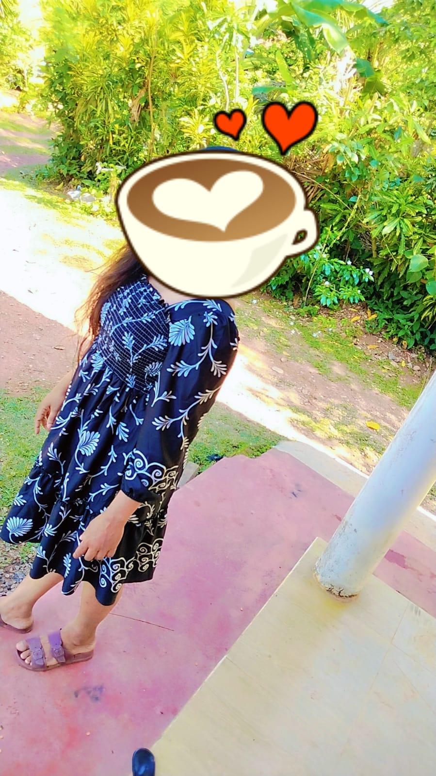 Image of Jenuin customers only...❤ හෝමගමට අලුතින්ම ආපු ලස්සනම ලස්සන හුරුබුහුටි කෙල්ල...