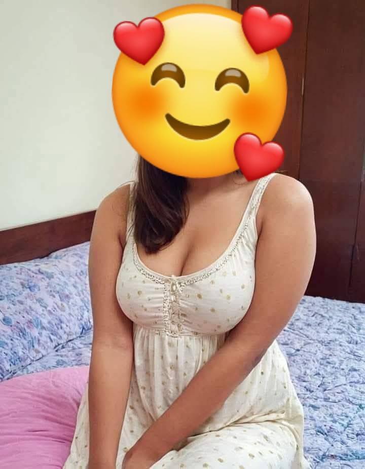 Image of 🌸☘️🪻  6500 BORELLA RAJAGIRIYA  BEAUTIFUL  GIRL OK එන්න ඇත්තම PHOTO දාලාතියෙන්නේ FULL SERVICE MY REALLY PHOTO 🪸🎀