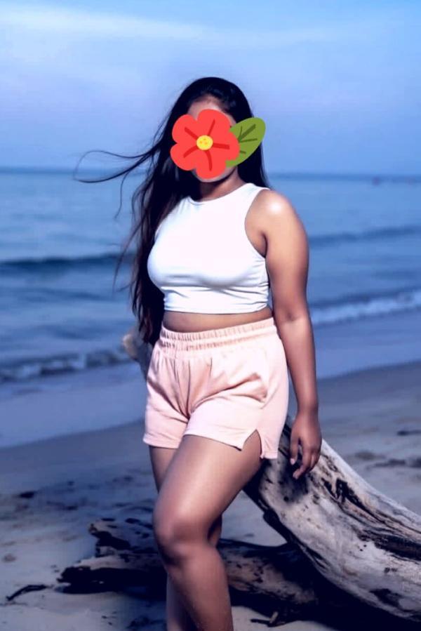 Image of 🌙✨️මීගමුවෙ වෙරලට✨️ 🍺ඇවිත් සෙට් වෙන යාමෙට 🌹 මාව අමතනවද, ✨️🌙 ✨️ හිත නිවන හොද කෑල්ලක් මම.. මම  SANDU මීගමුව BEECH ROAD 🏖️️ROOM ,එකට එන්න 🏖️️ ☎ CALL AKAK දෙන්න ☎