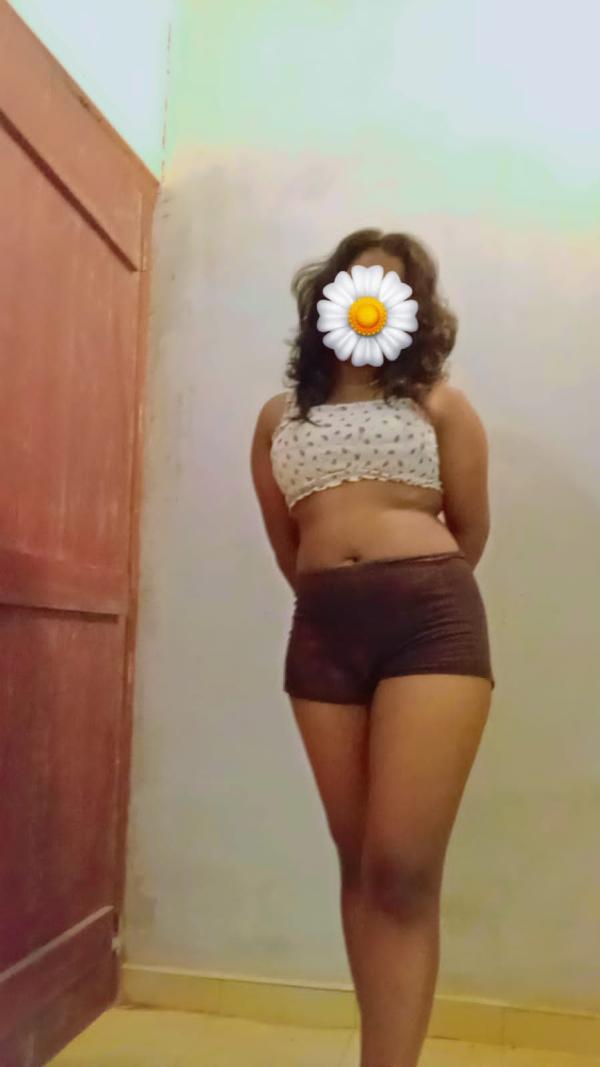 Image of 🌙✨️මීගමුවෙ වෙරලට✨️ 🍺ඇවිත් සෙට් වෙන යාමෙට 🌹 මාව අමතනවද, ✨️🌙 ✨️ හිත නිවන හොද කෑල්ලක් මම.. මම  SANDU මීගමුව BEECH ROAD 🏖️️ROOM ,එකට එන්න 🏖️️ ☎ CALL AKAK දෙන්න ☎