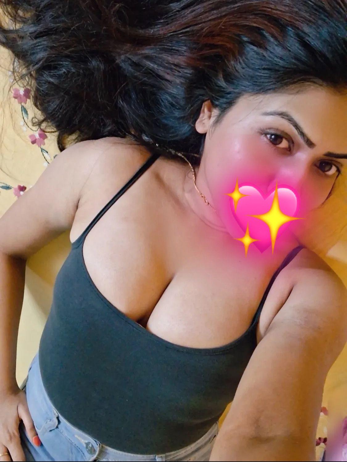 Image of Genuine Tamil and sinhala cam show