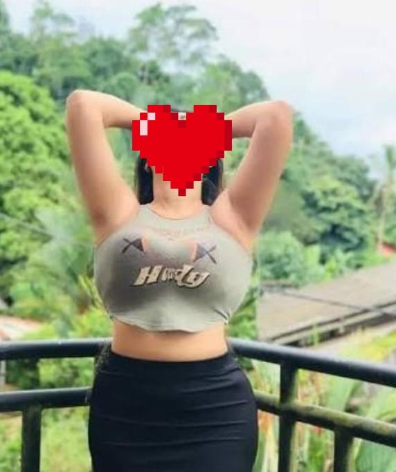 Image of Full services whit cam show