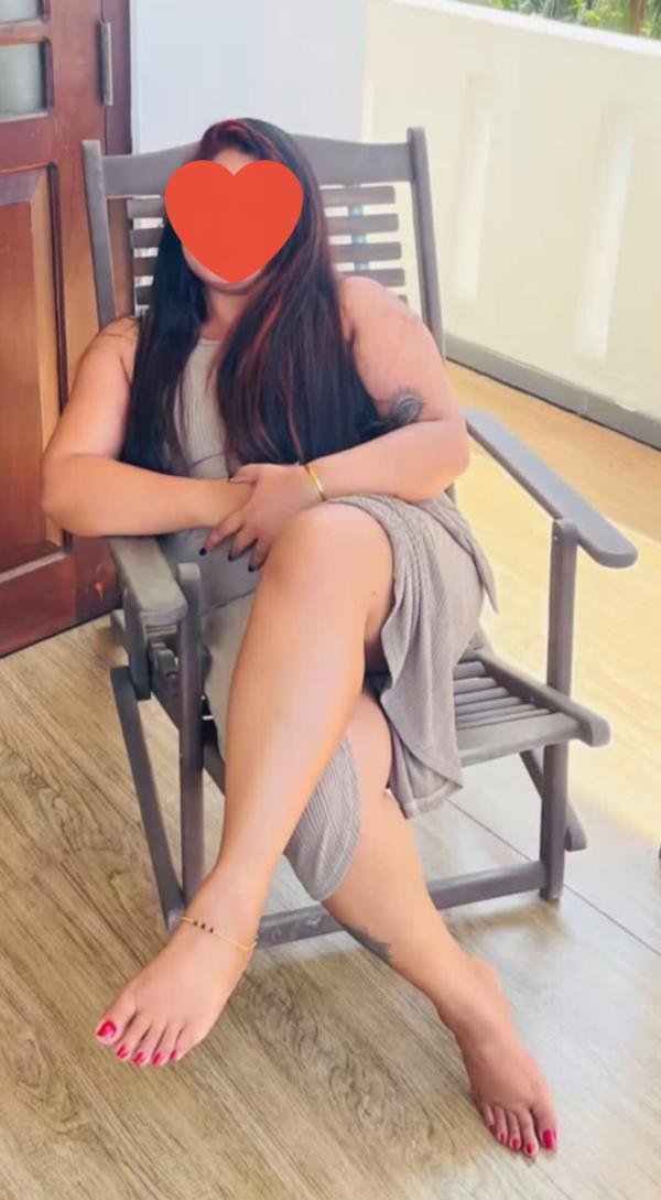 Image of Kollupitiya Full Service Girl Rs.6000/= 😍