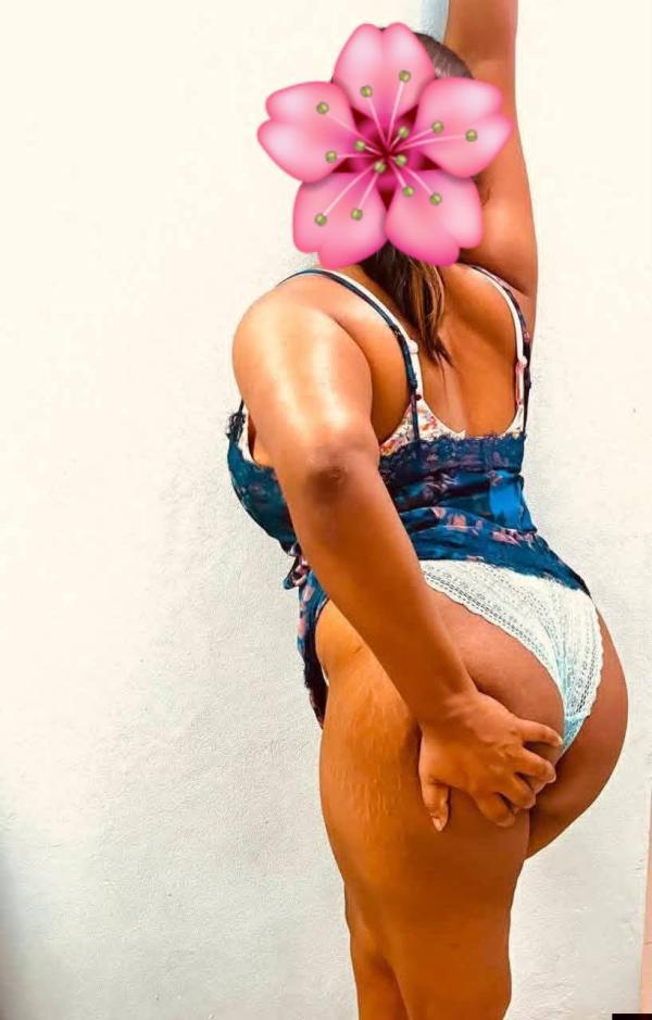 Image of 🌻🌻 2 SHOT 5500 Full service  at Borella  really details 4000 WITH ROOM  Really photo  💯 🔴🔴