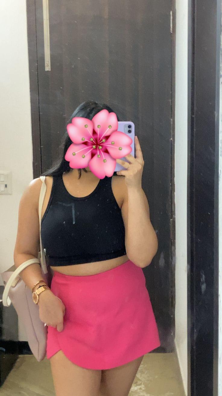 Image of Real Girl live cam show with full faxe 📸💋🍒🥵