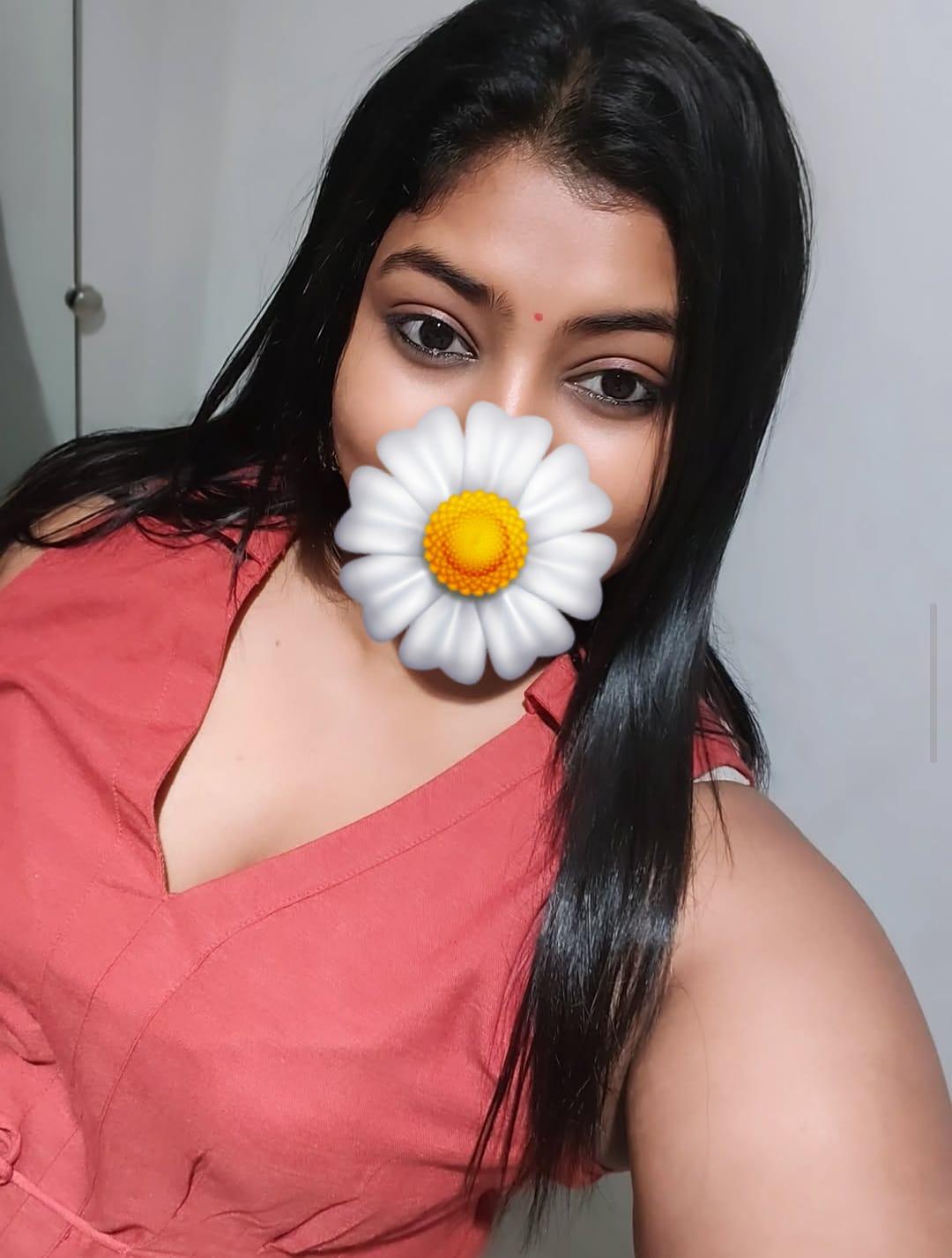 Image of Genuine Tamil and sinhala cam show