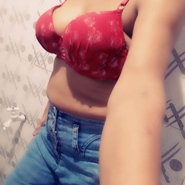 Image of BEAUTIFUL GIRL FULL SERVICE WITH ROOM